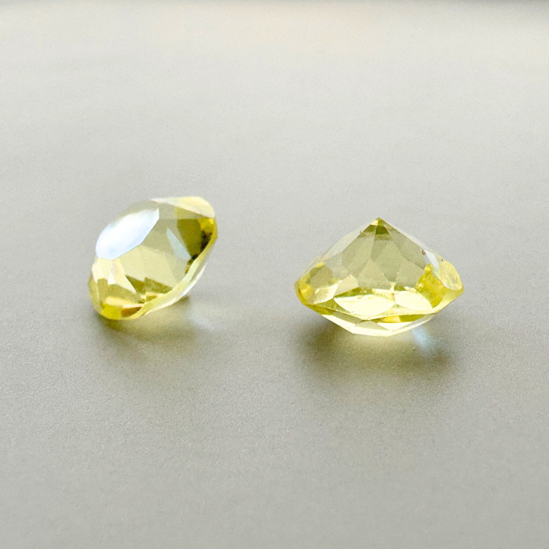Czech Vaseline Glass Stone 8.5mm