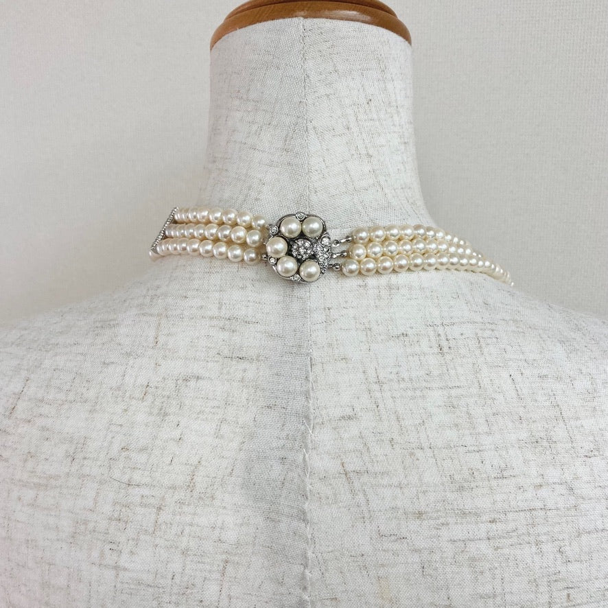 【Made in Japan】Vintage Clasp Shell Pearl Necklace and Bracelet Set SP01