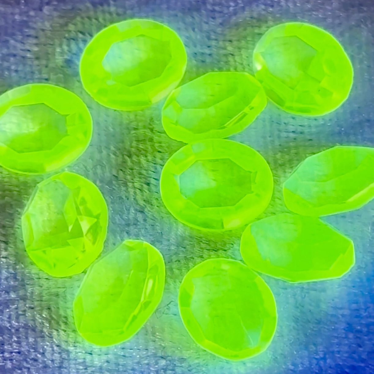 Czech Vaseline Glass Pointed Back Stone 10x8mm