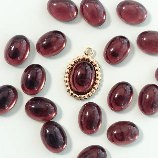 チェコ製Vintageガラスカボション・Amethyst 8×6mm 【2個入】