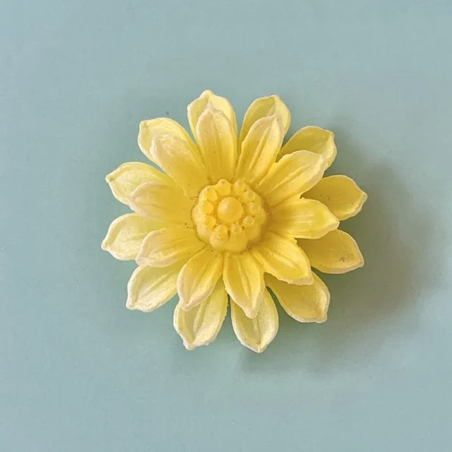 W.Germany Vintage Plastic Flower Yellow Dahlia 30mm / 25mm