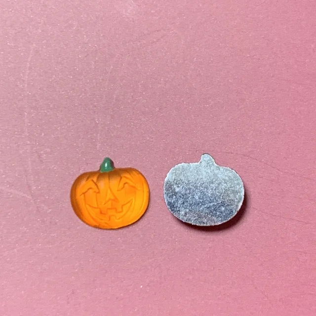 Vintage Glass Cabochon Jack-O-Lantern 7mm