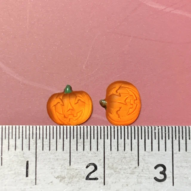 Vintage Glass Cabochon Jack-O-Lantern 7mm