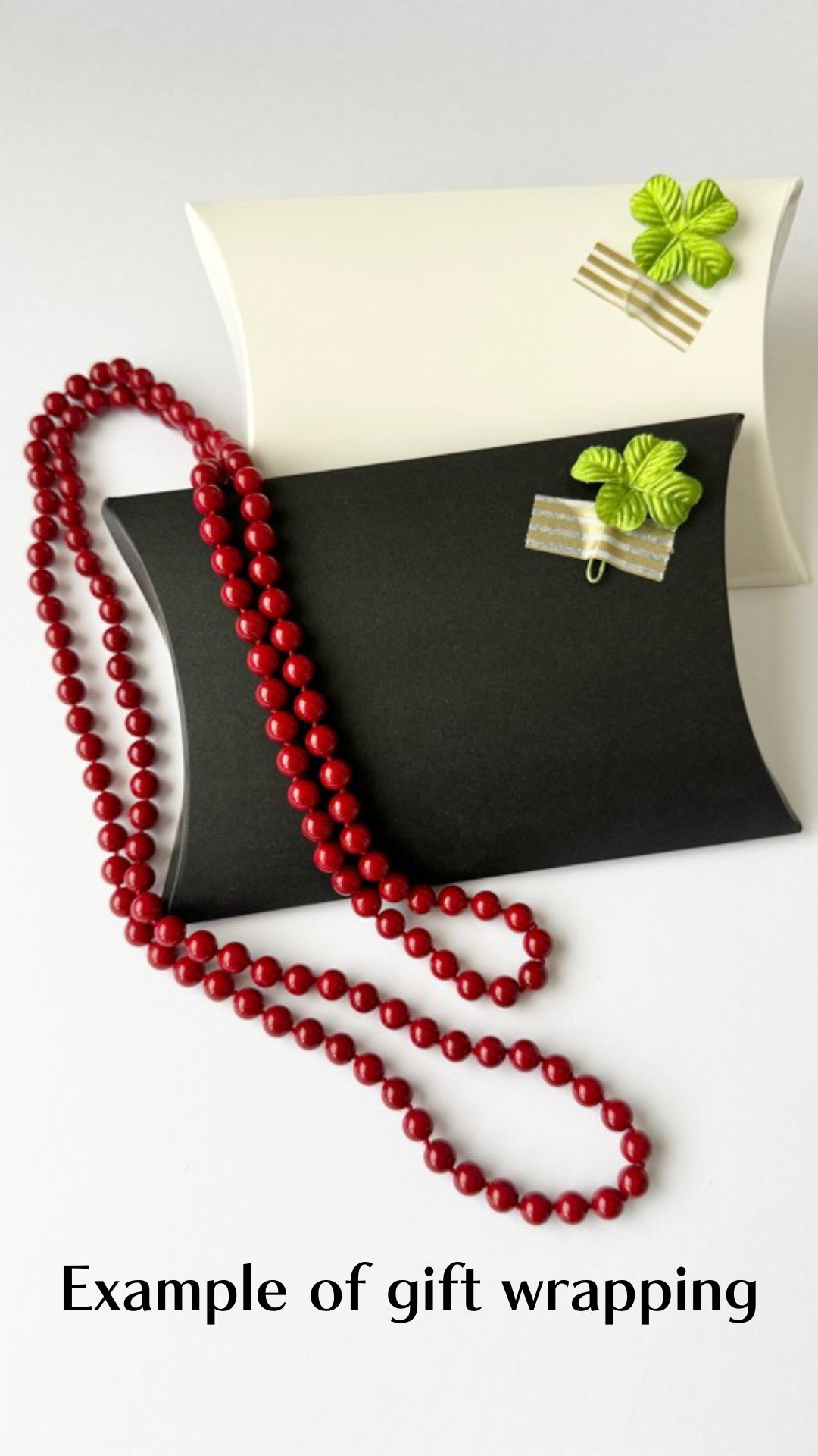 【Made in Japan 】AKADAMA Retro Red Oval Gradation Necklace 16.54 inch