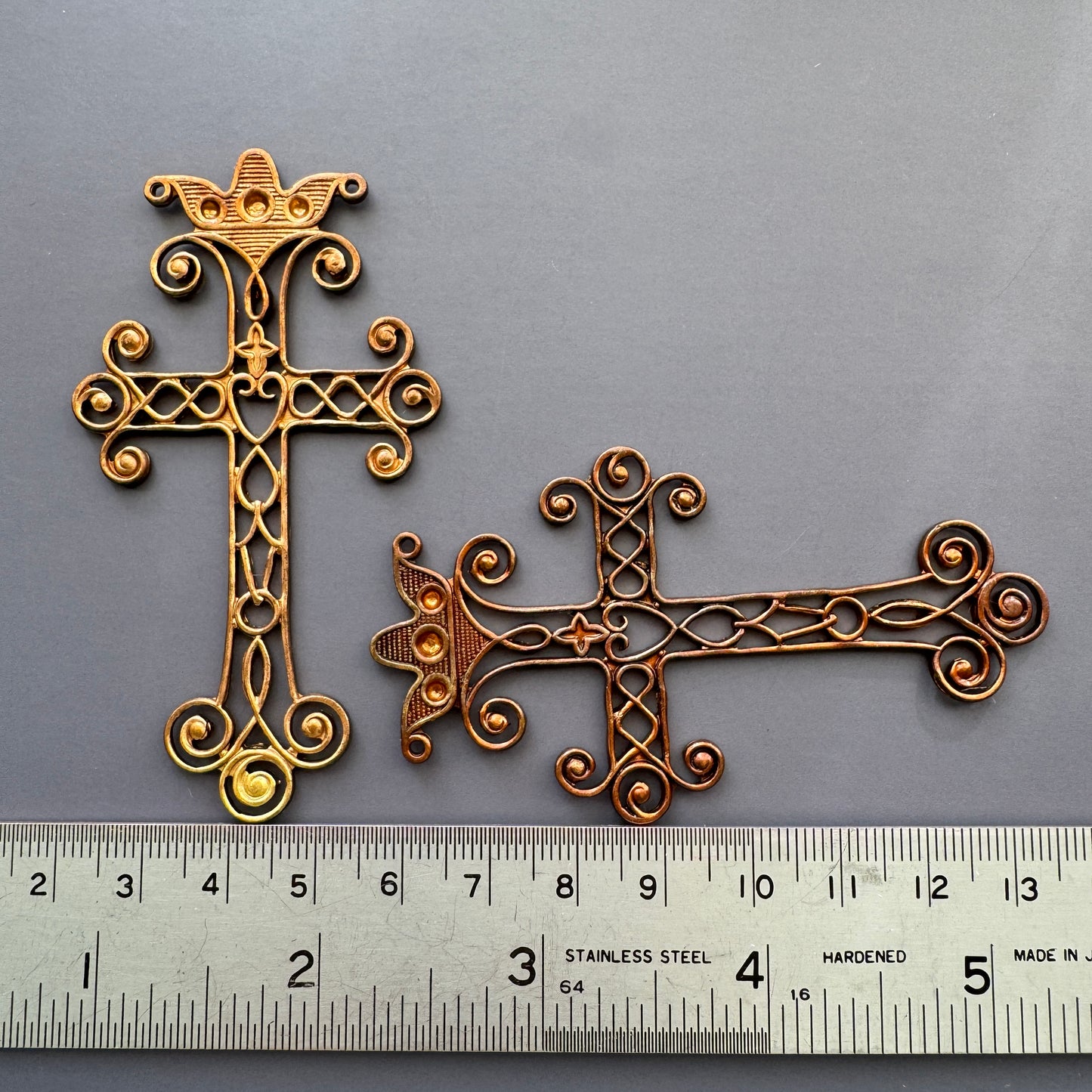 Vintage Large Filigree Cross 80×49mm
