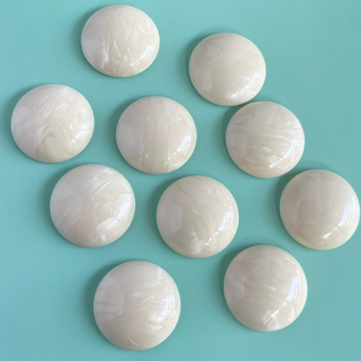 【Made in Japan】デッドストック ◆ 日本製 プラスチックカボション・マーブル・ラウンド 約21mm【全4色】