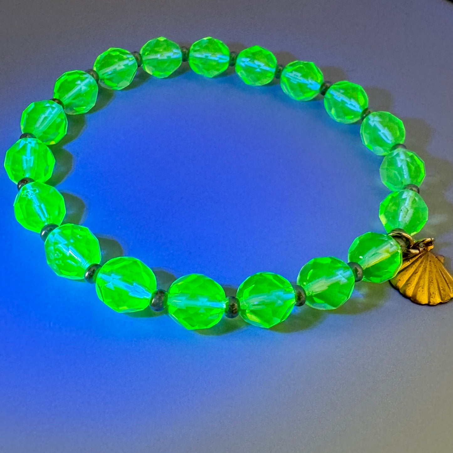 Czech Vaseline Glass Bracelet