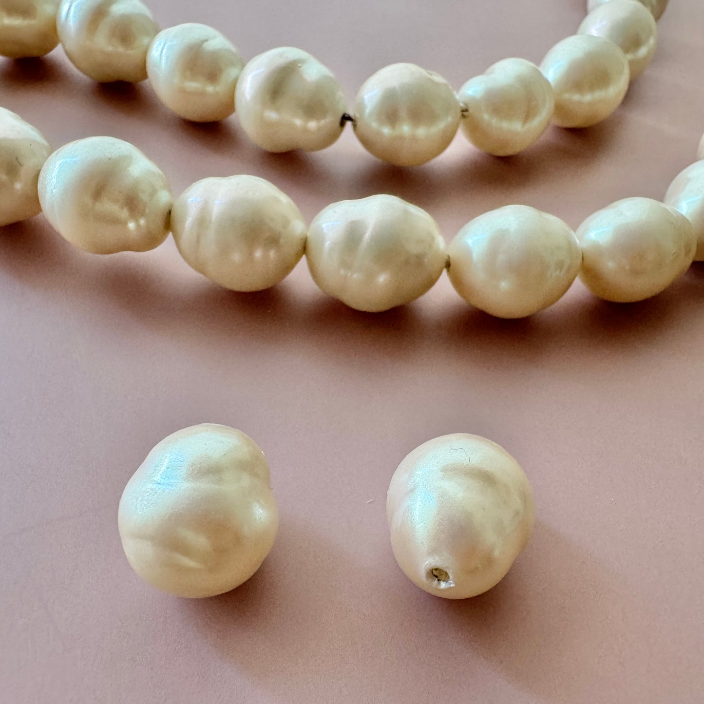 Japan Vintage Glass Baroque Pearl White 13x11mm【2pcs or 1strand】