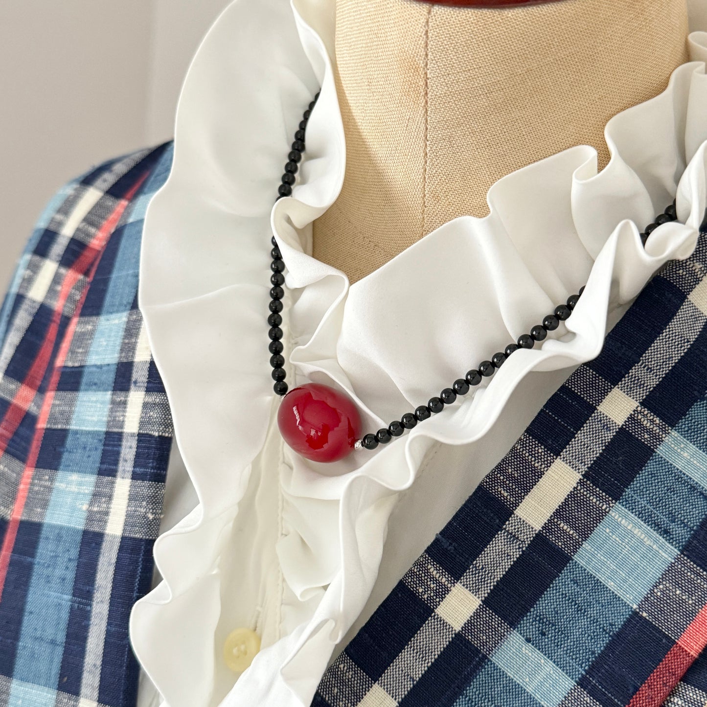 【Made in Japan 】AKADAMA Retro Red/Black Choker Necklace 16.14 inch