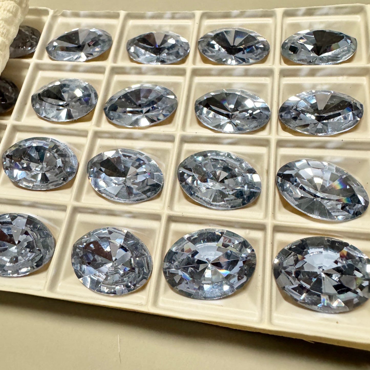 Vintage Swarovski ART #4106 Ovals Alexandrite 18x13mm