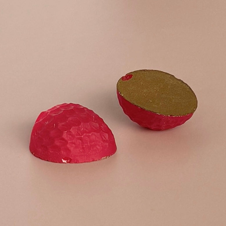 W.Germany Vintage Glass Cabochon・Strawberry・Matte Ruby 19x17mm