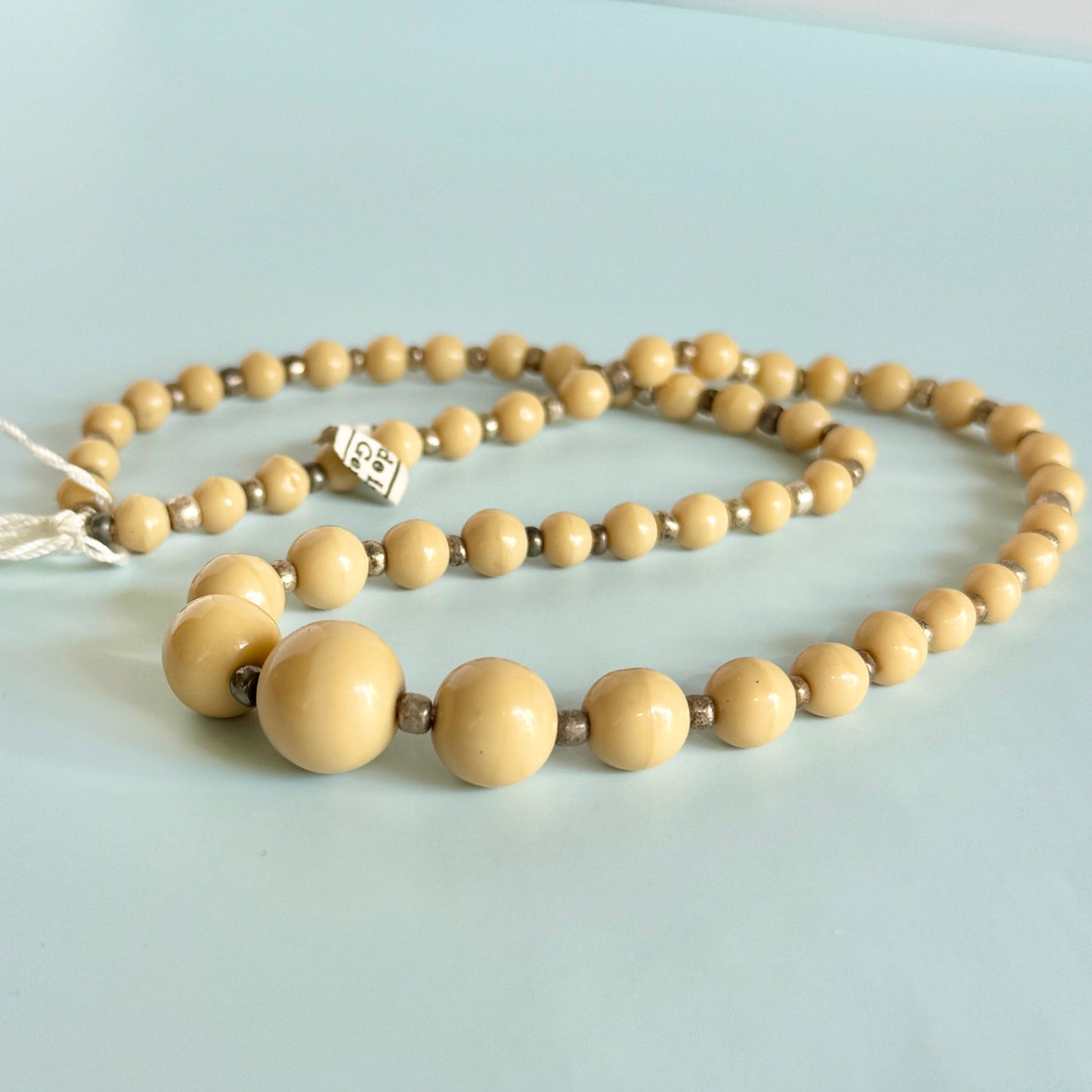 W.Germany Vintage Glass Beads Size Gradation Strand Milk Tea 37~38cm