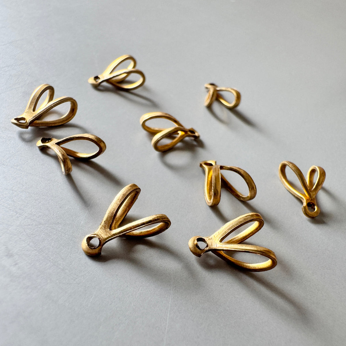 Brass Pinch Bail【1 pc】
