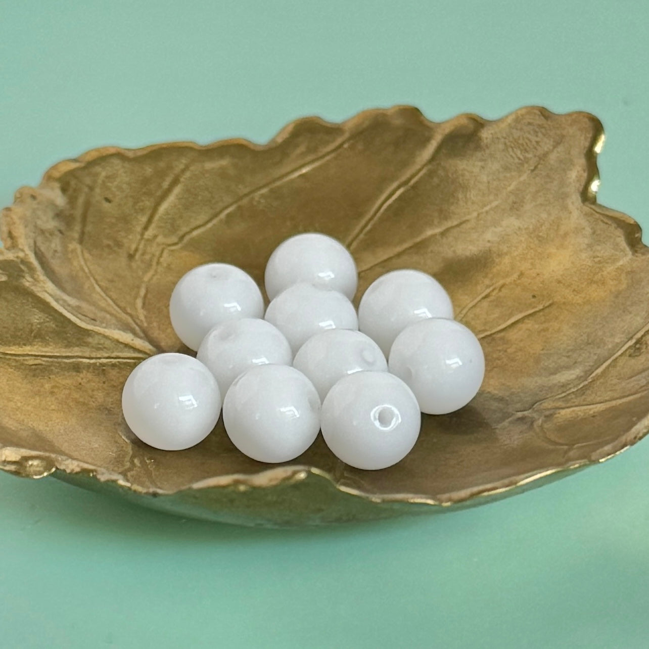 Japan Vintage Glass Beads Round White Alabaster 8mm【10pcs / 1strand】