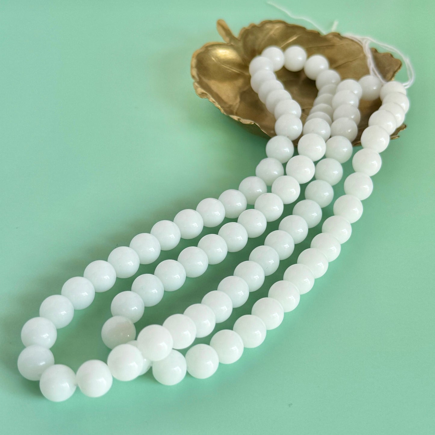 Japan Vintage Glass Beads Round White Alabaster 8mm【10pcs / 1strand】