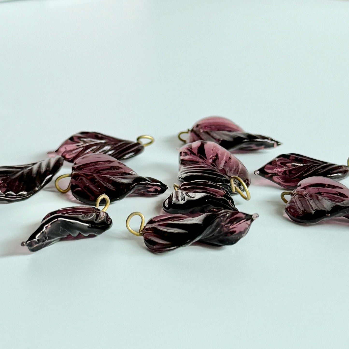 Glass Leaf with Brass Loop 24x14mm【2pcs】【Amethyst or Olive】