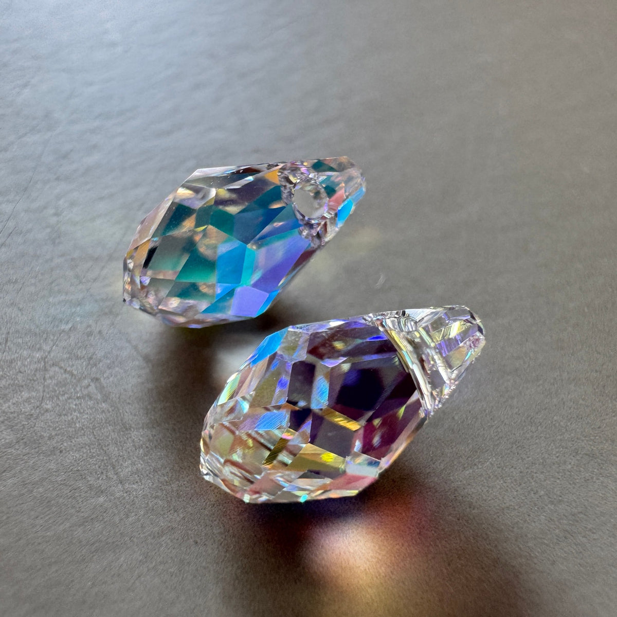 Swarovski ART #6007 Small Briolette Pendant Crystal AB 9×5mm【2 pcs】