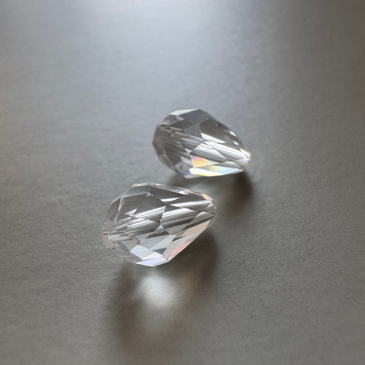 Swarovski ART #5500 Drop Bead Crystal 9×6mm【2 pcs】