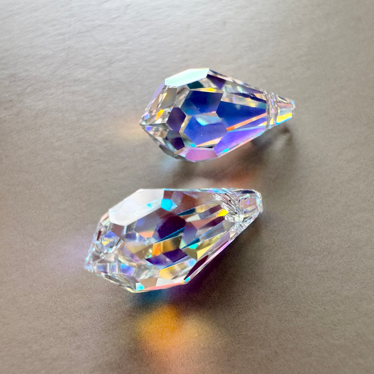 Swarovski ART #6000 Classic Drop Pendant Crystal AB 13×6.5mm【2 pcs】