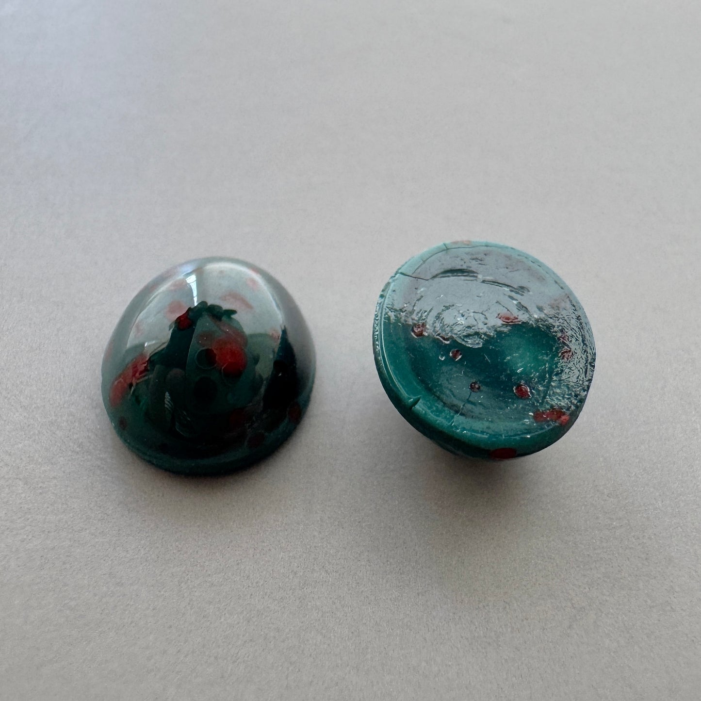 Czech Vintage Glass Lampwork Cabochon Bloodstone Oval 10x8mm