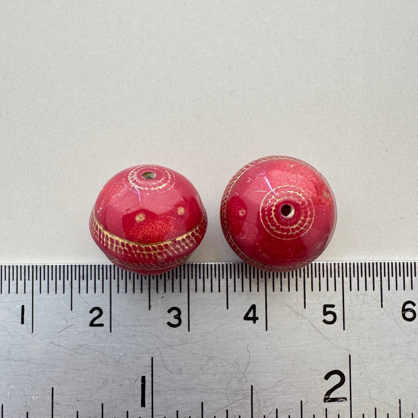Plastic Beads Gold Tapestry Round 12mm【2pcs】