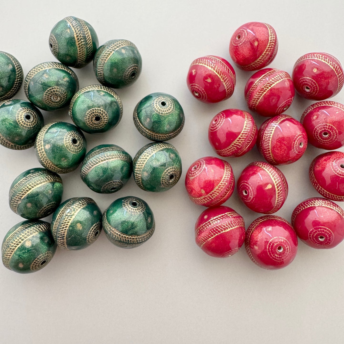 Plastic Beads Gold Tapestry Round 12mm【2pcs】
