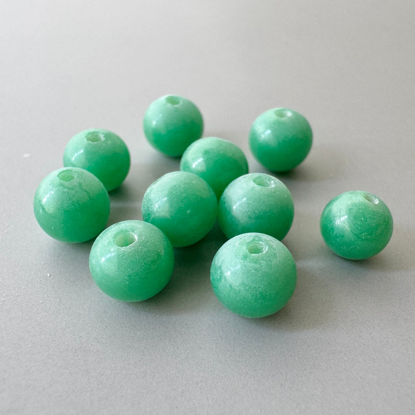 Japan Vintage Glass Beads Round Jade Green 6mm【10 pcs / 1 strand】
