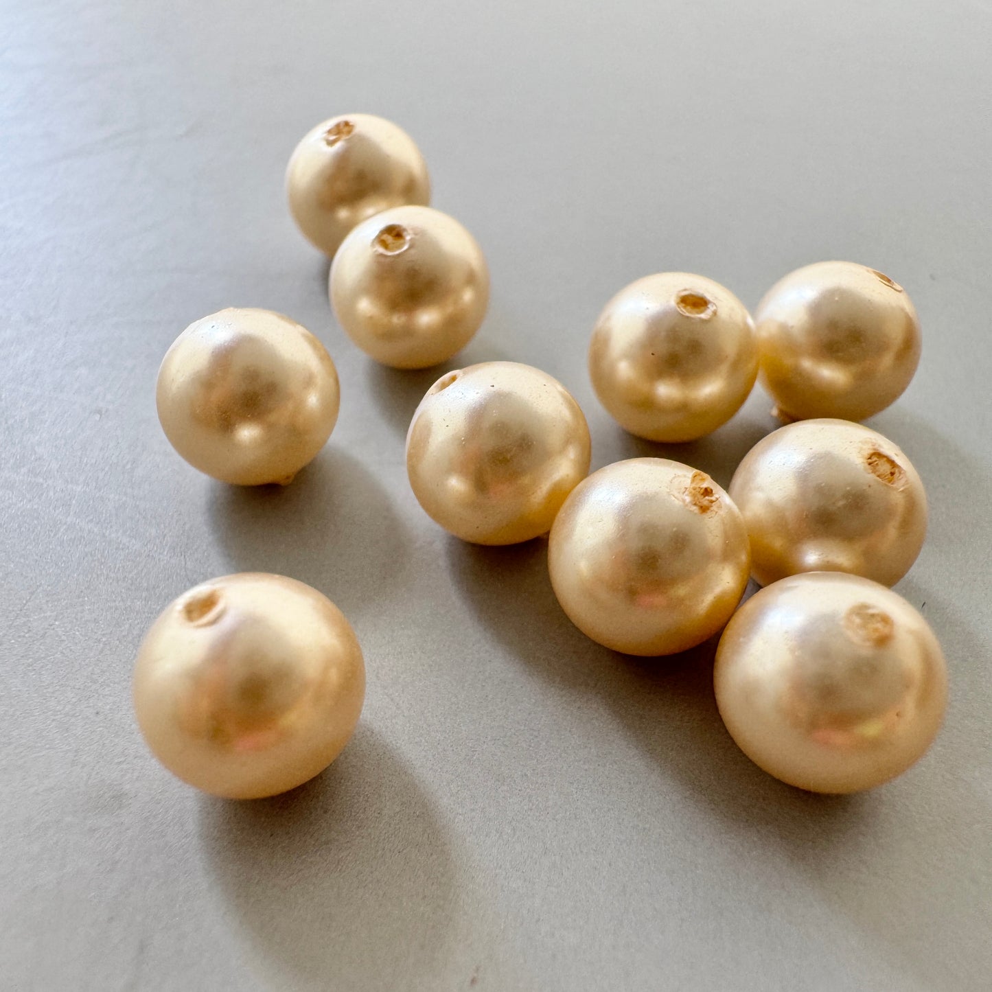 Japan Vintage Glass Pearl Round Cream 6mm
