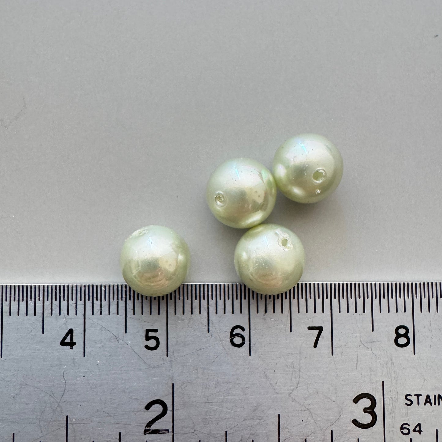 Japan Vintage Glass Pearl Round Green 8mm