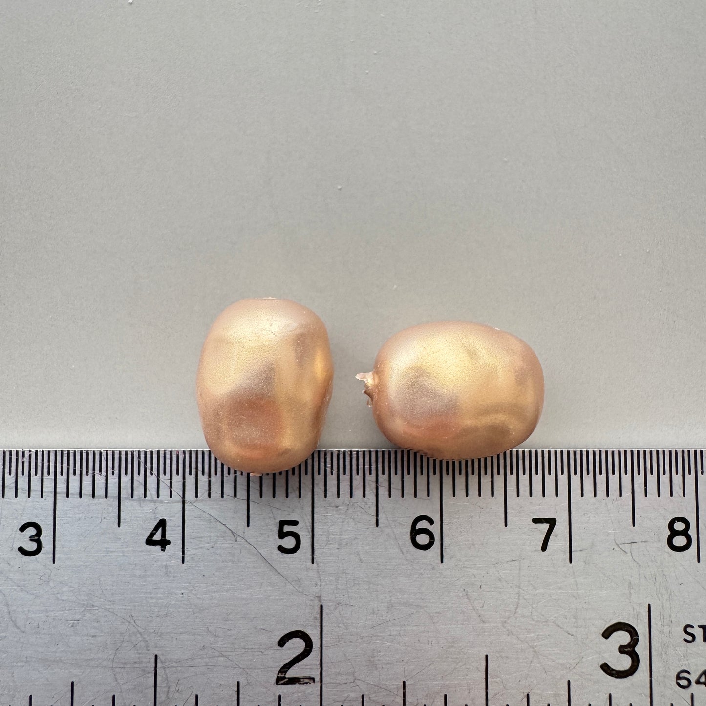 Japan Vintage Glass Baroque Pearl Oval Beige 12x10mm【2pcs】