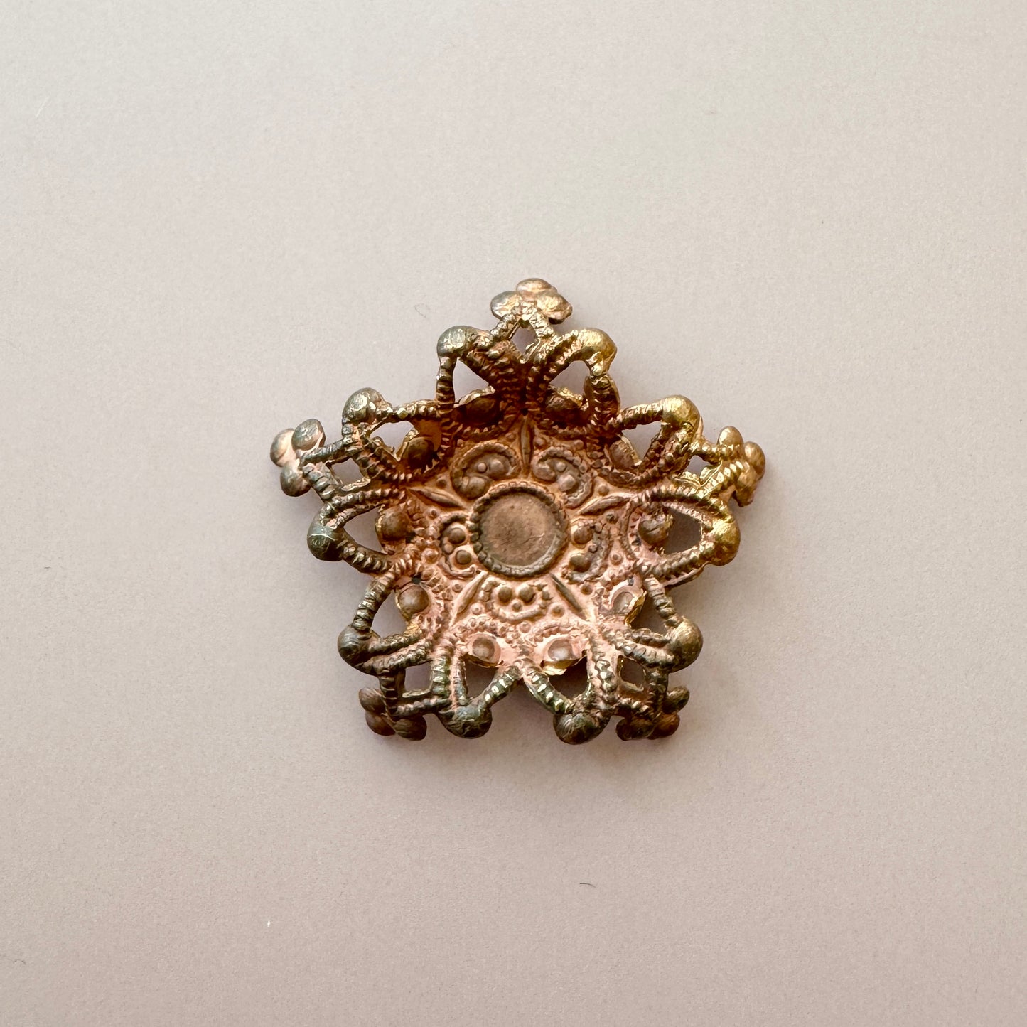 France Vintage Metal Filigree 24mm