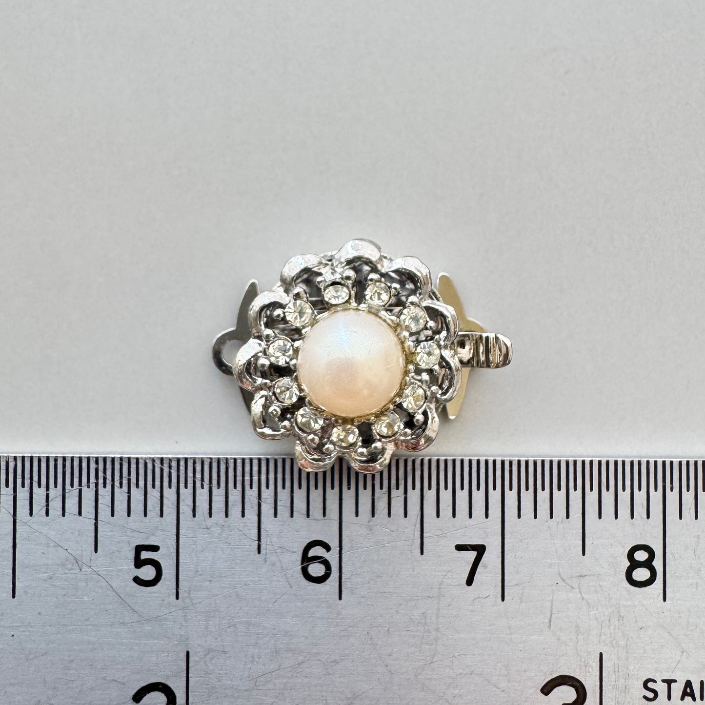 Japan Vintage Shell Pearl Rhodium Clasp 14mm