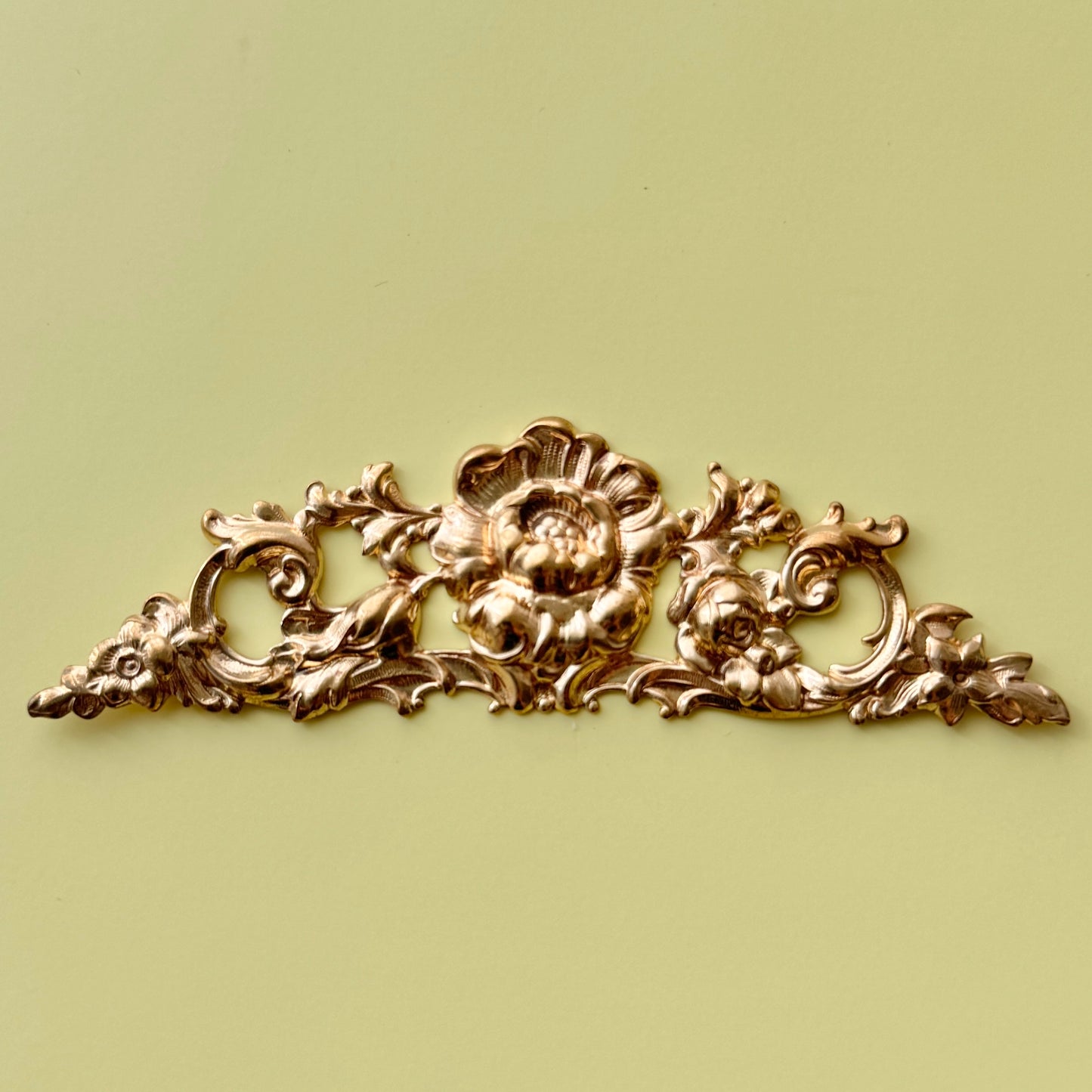 USA Vintage Brass Stamping Floral 28x97mm