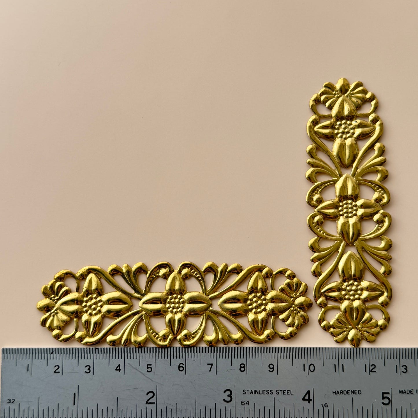 Vintage Brass Stamping Flowers 28x90mm