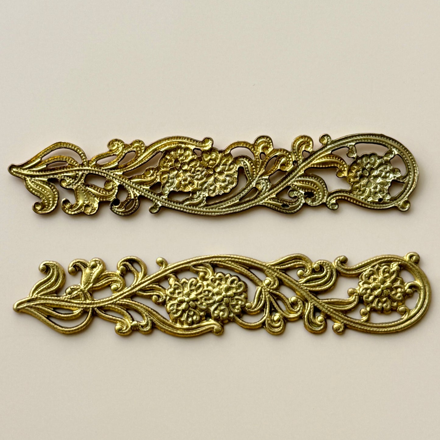 USA Vintage Brass Stamping Floral 75x15mm