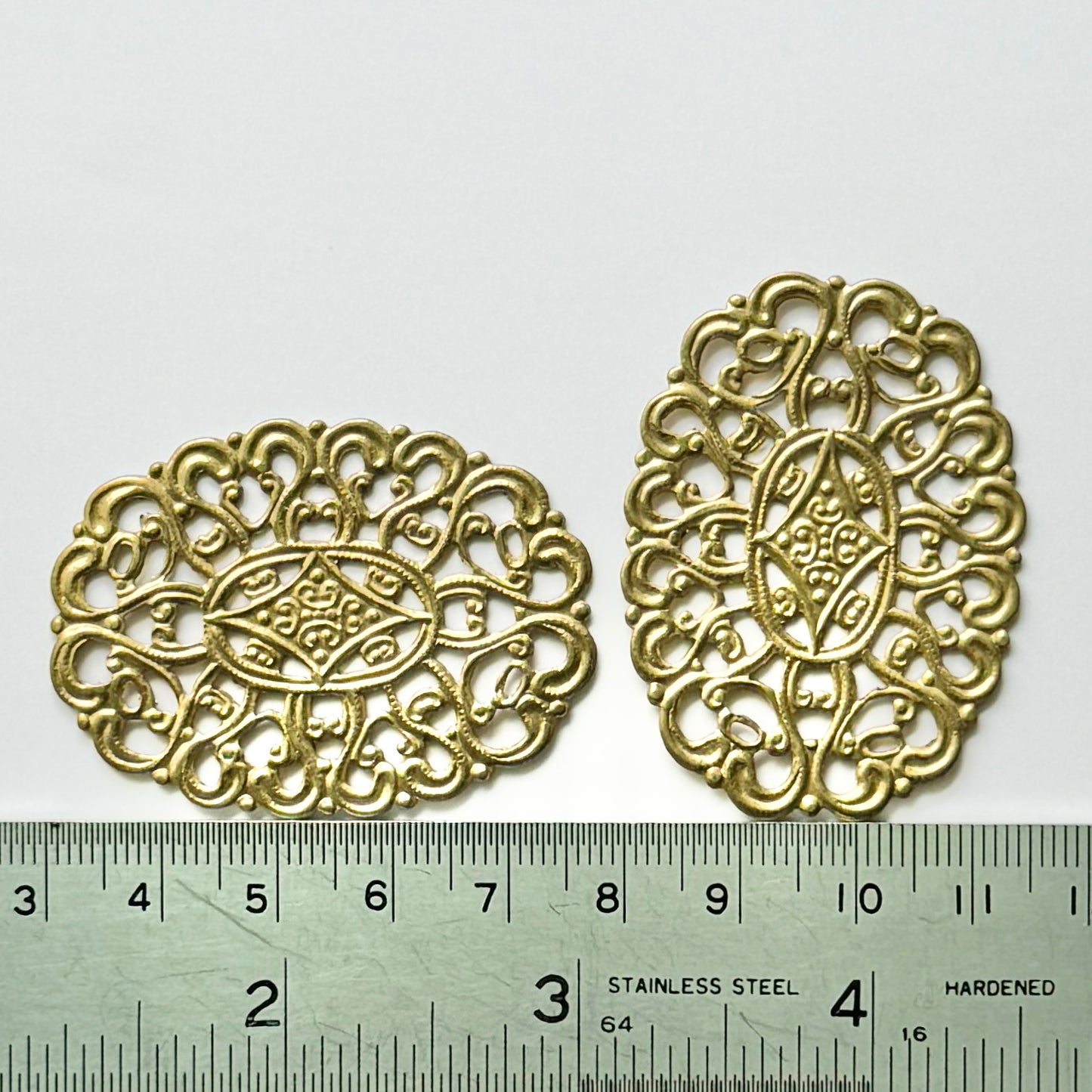 USA Vintage Brass Stamping Filigree 46x35mm