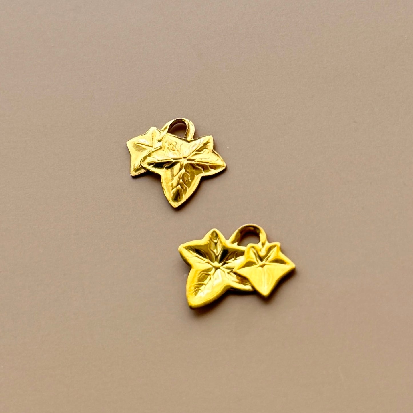USA Vintage Brass Ivy Charms 12x13mm【2pcs】