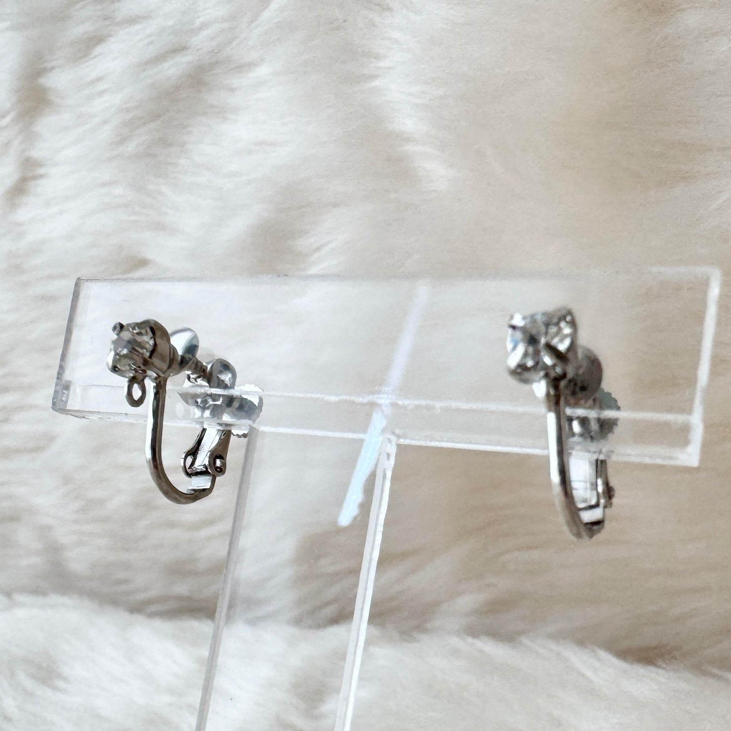 Japan Vintage Earring with Rhinestone 1 loop