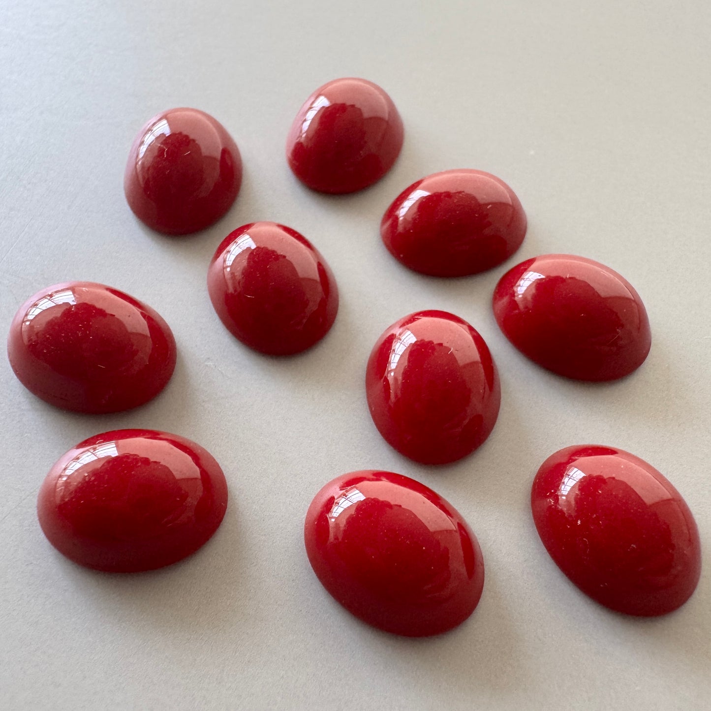 Czech Vintage Glass Cabochon Oval Deep Red 10×8mm 【2pcs / 10pcs】