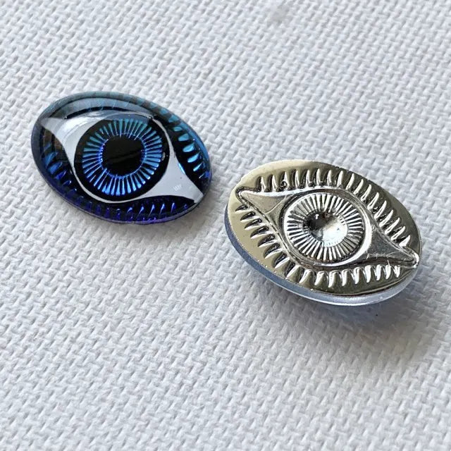 Czech Vintage Glass Intaglio Eye Bermuda Blue 18×13mm