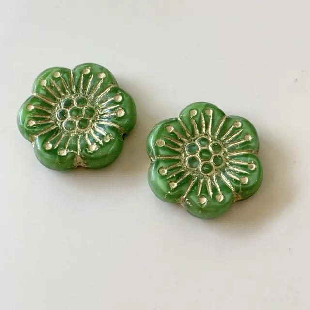 Czech Pressed Glass Beads Flower 18mm【2 pcs】