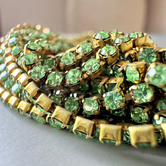 Vintage Swarovski Rhinestone Chain #100 Peridot【30cm】