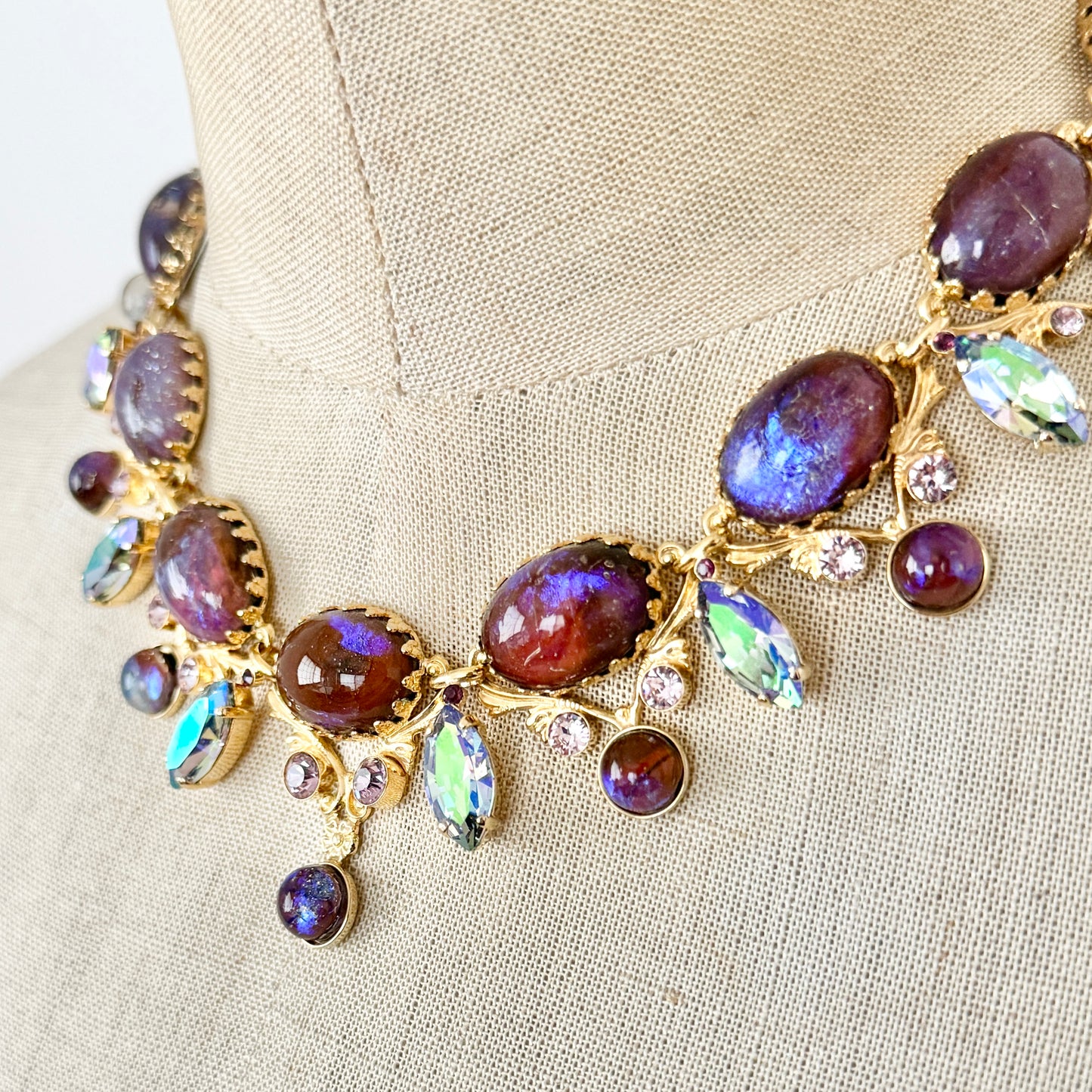 【Made in Japan】"Soiree" Necklace and Earrings Purple