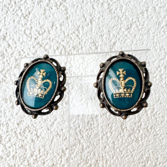 Vintage Intaglio Green Crown Earrings