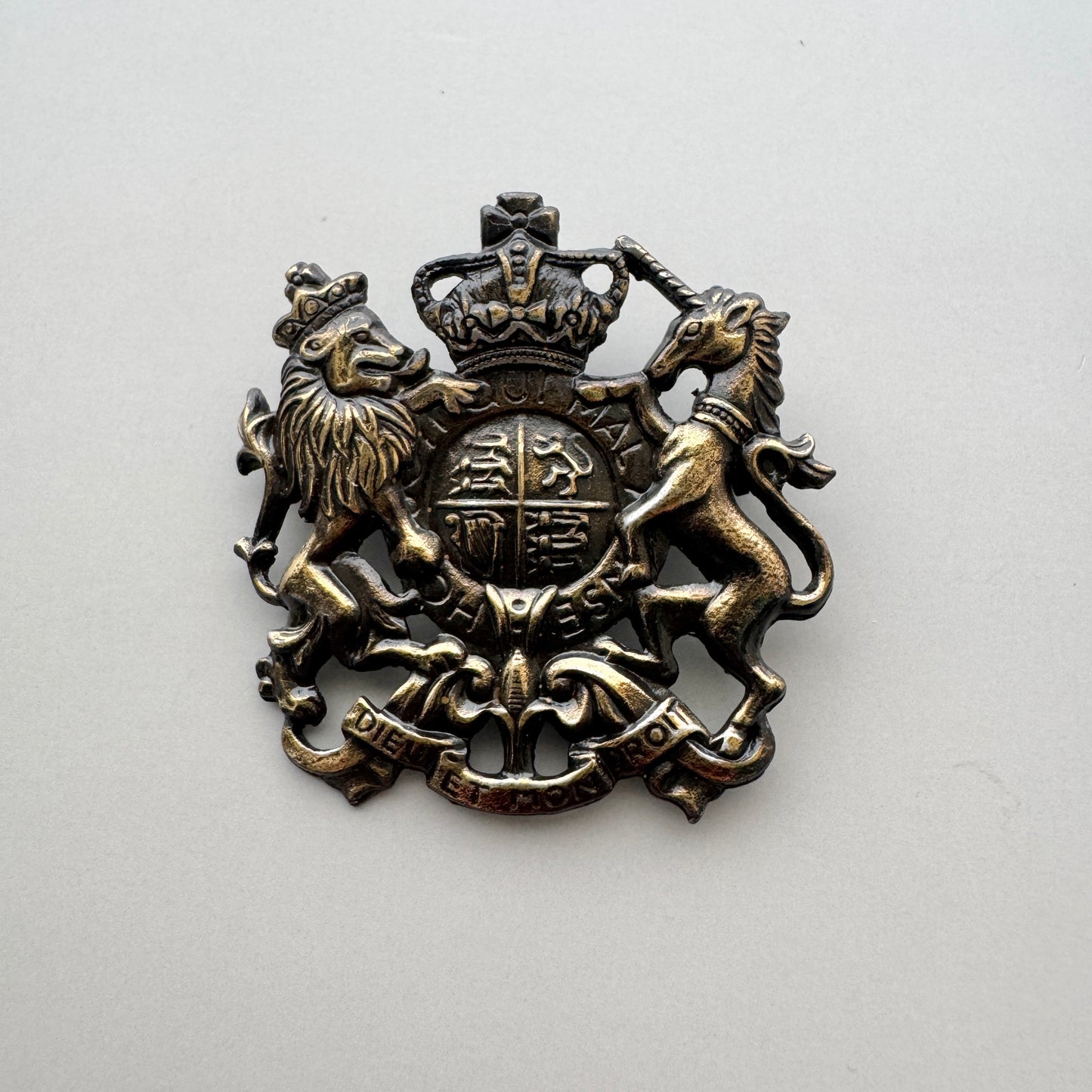 USA Vintage Metal Brooch Emblem