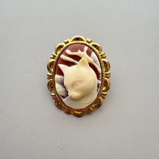 Vintage Style Cat Cameo Brooch