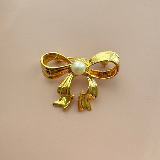 USA Vintage Ribbon Brooch