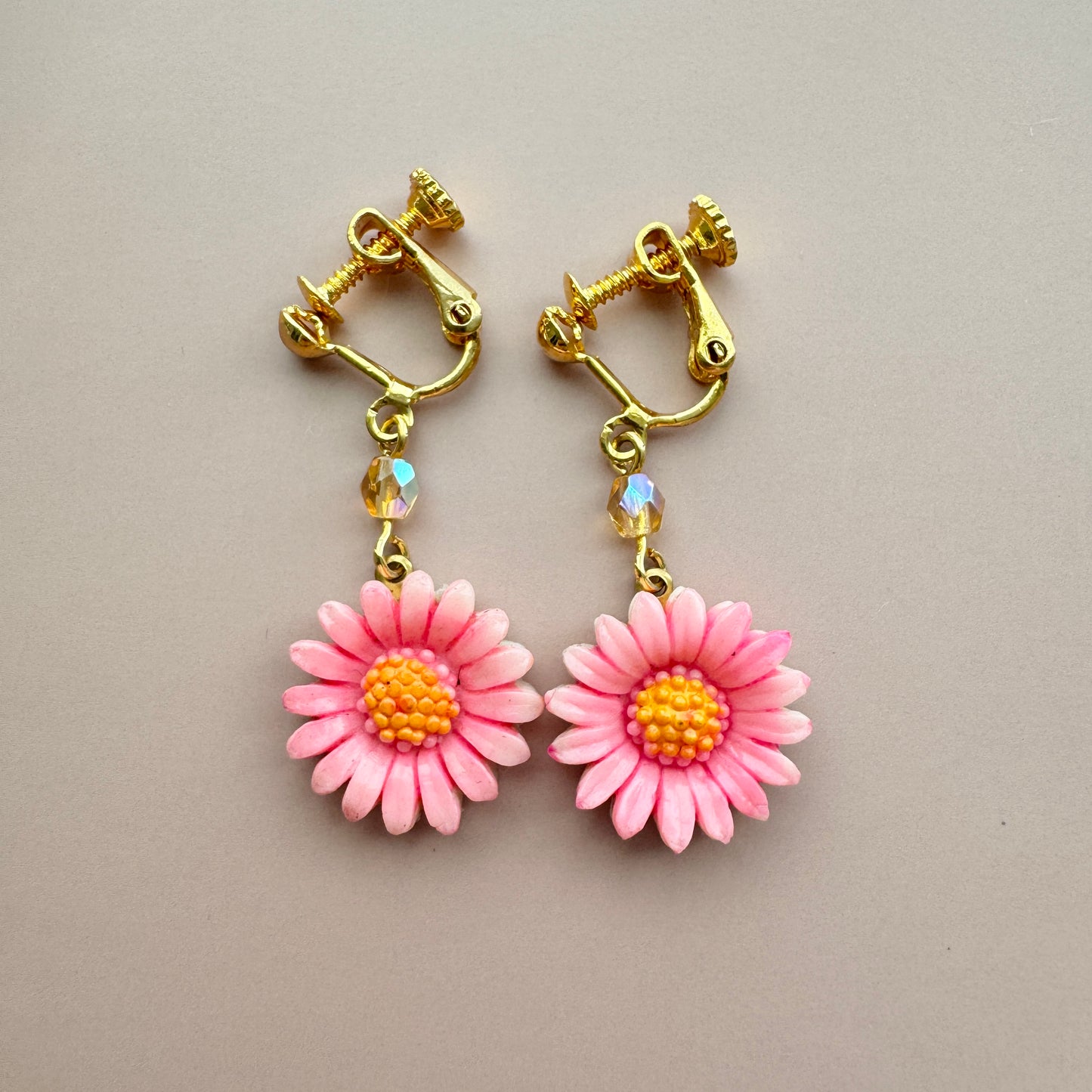 Vintage Retro Flower Earrings