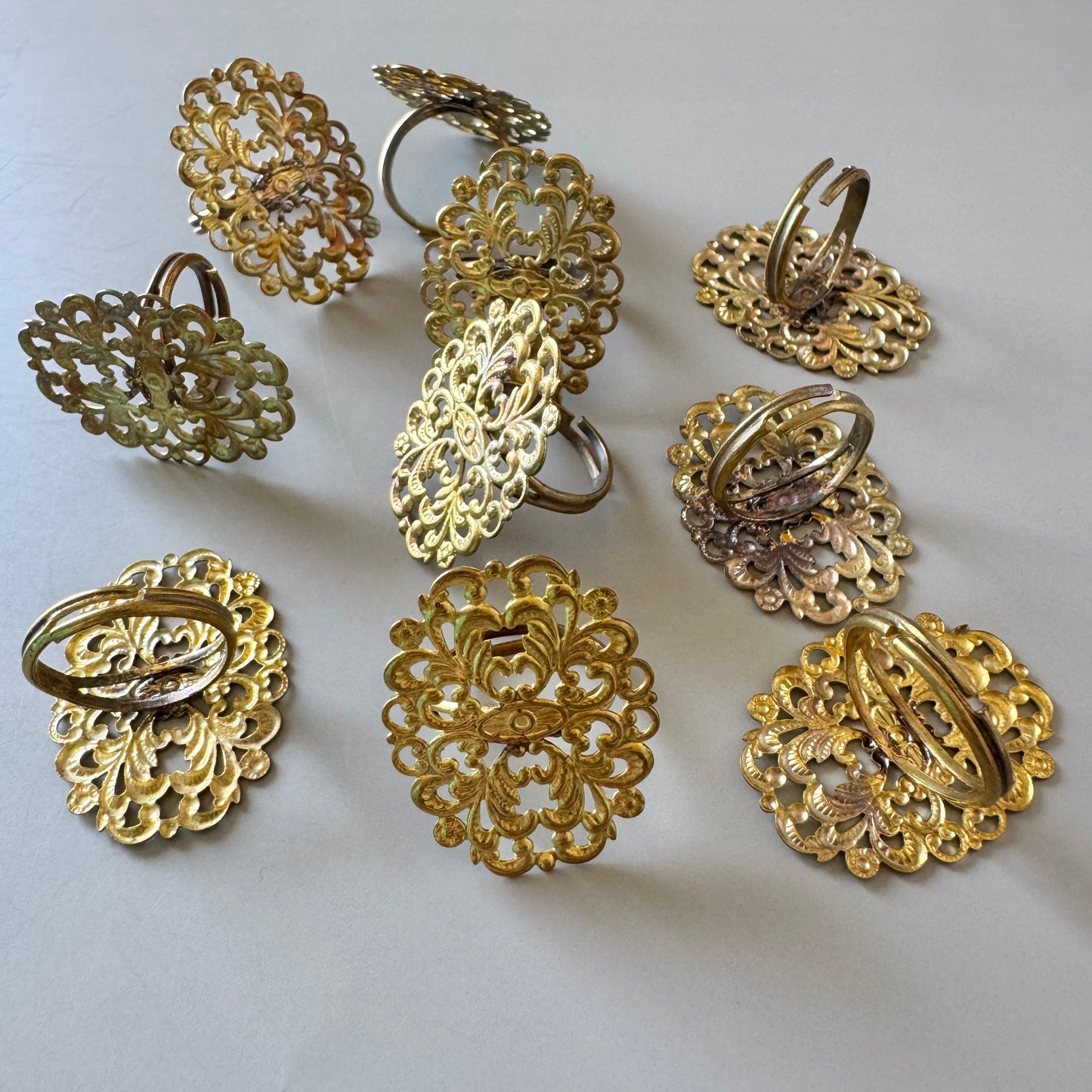 Raw Brass Filigree Ring Base【B品】【5/10 pcs】