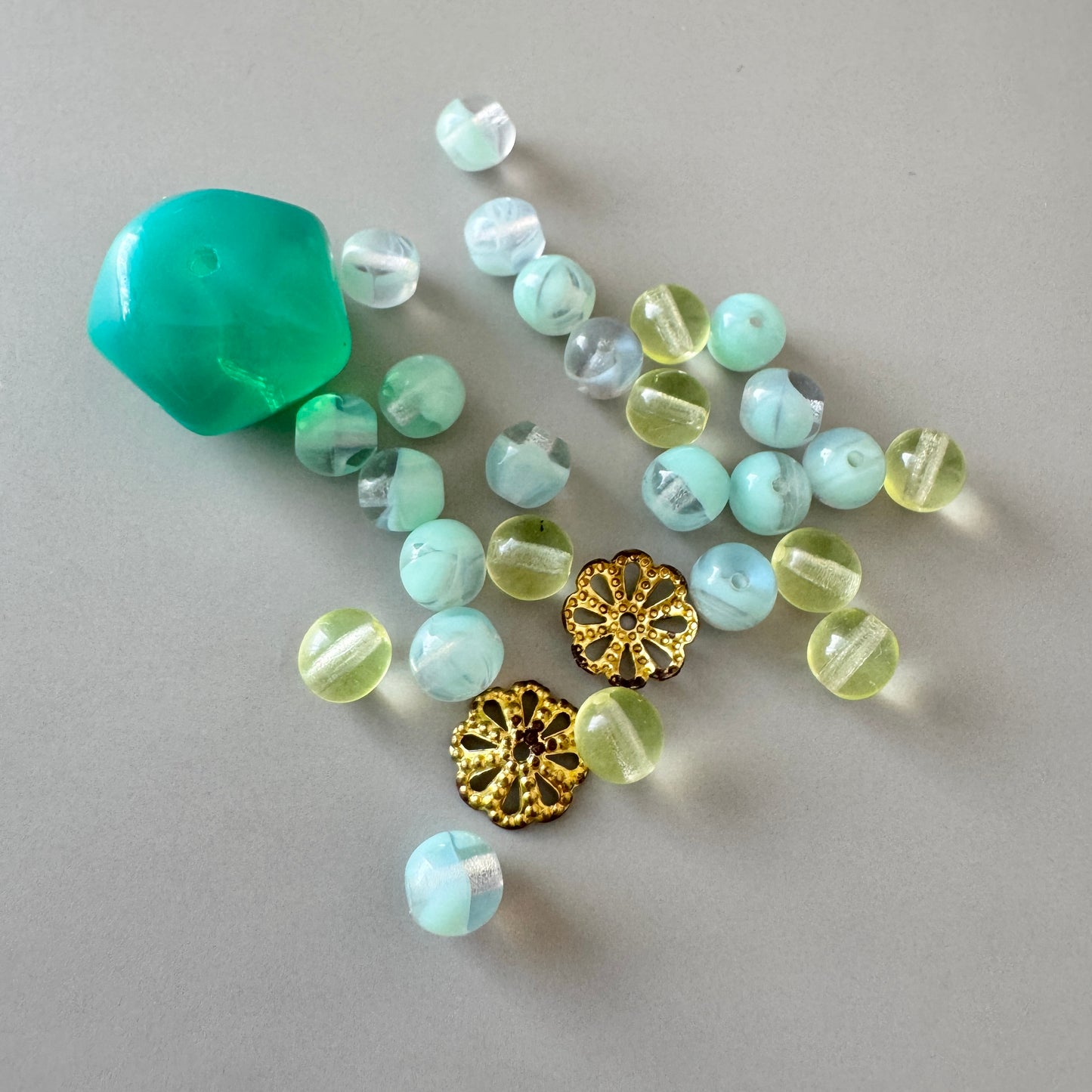 Special Set 【Czech Vintage Vaseline Glass Beads Mix】26MX_168